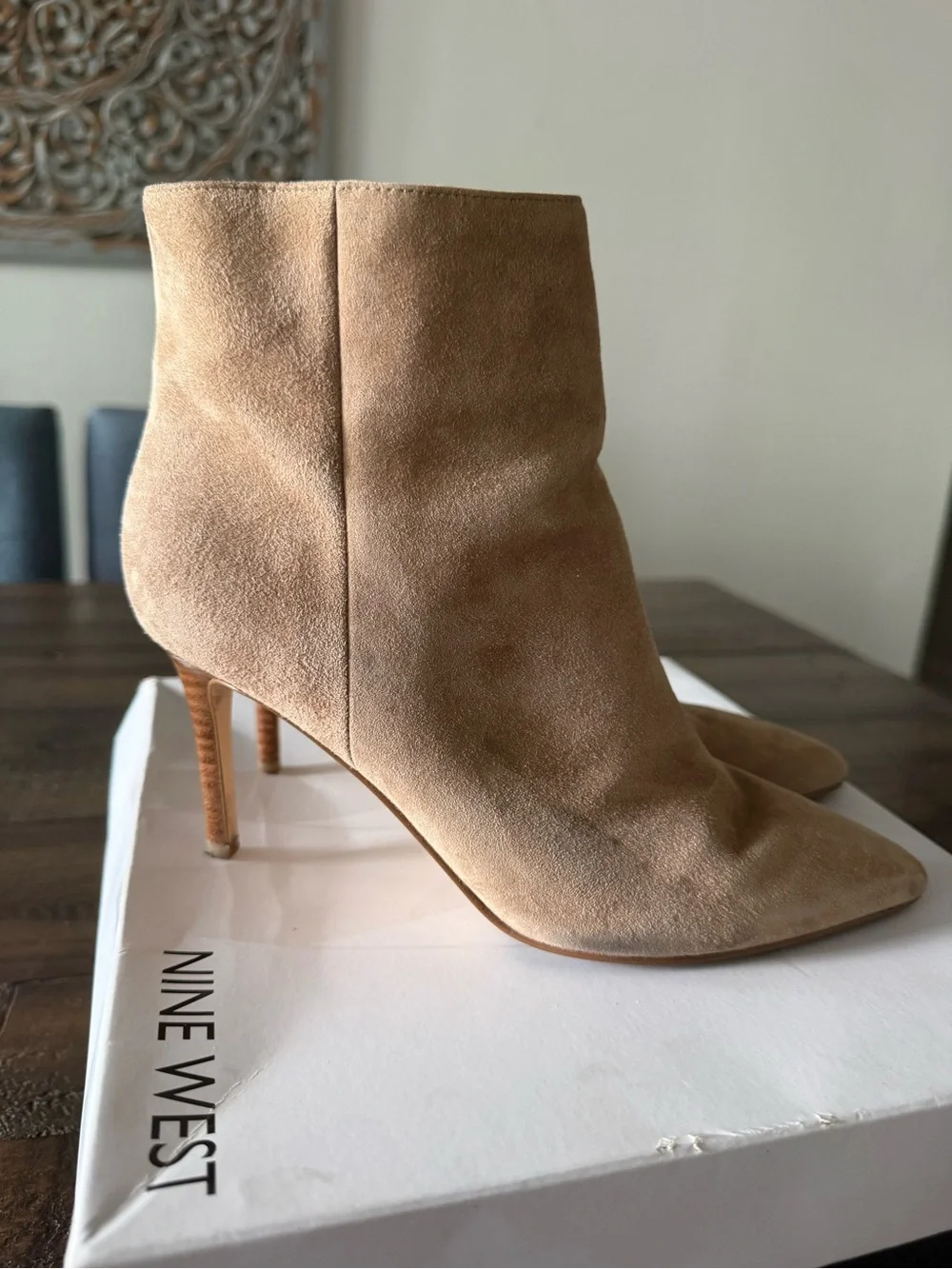 Nine West Fhayla Pointy Toe Booties - Light Natural Suede - Sz 6